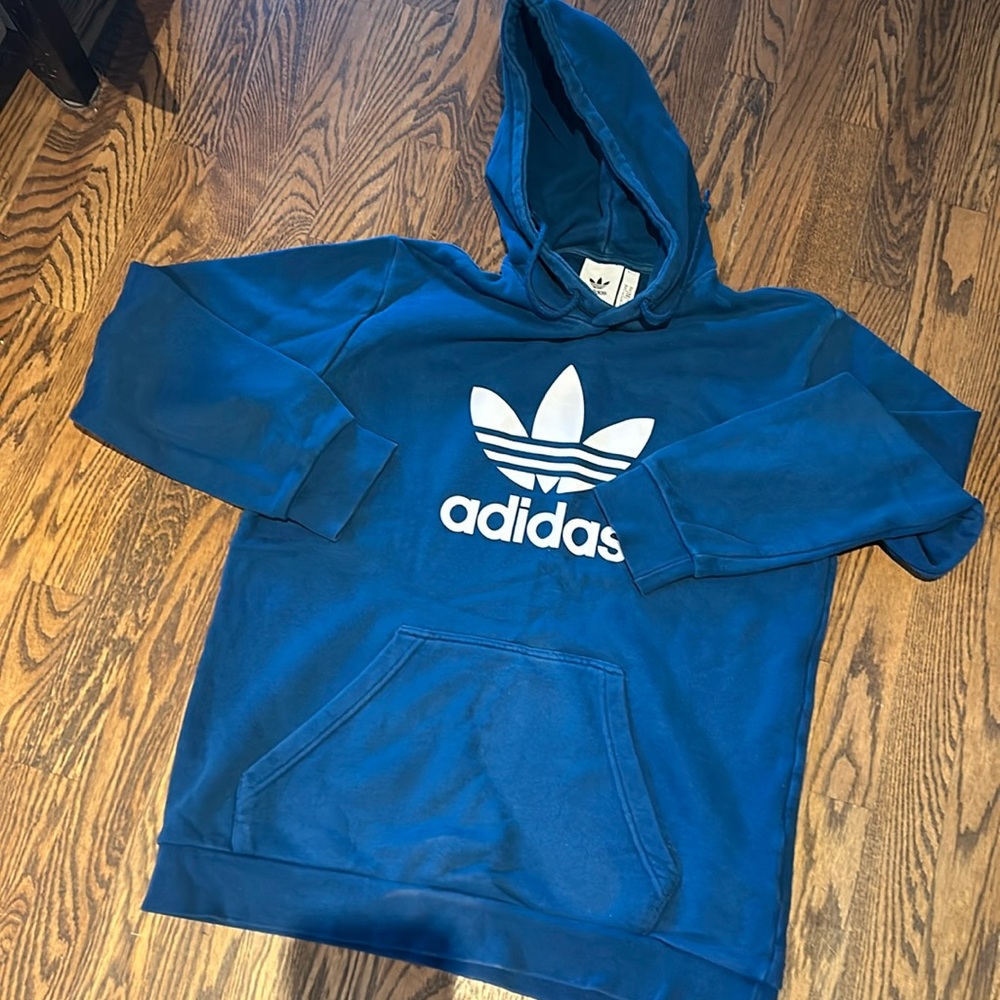 Adidas Sweatshirt